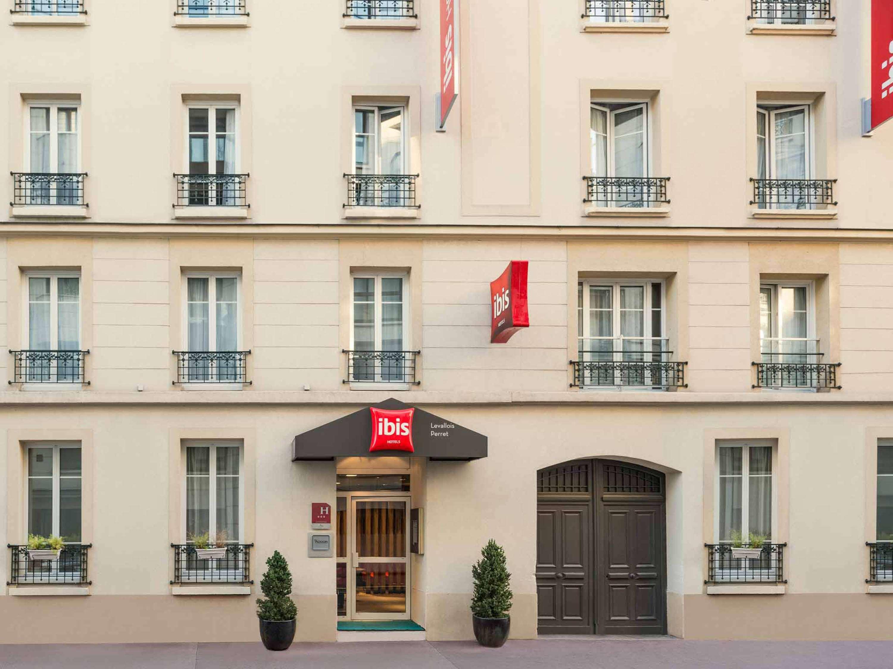 Ibis Levallois Perret Dış mekan fotoğraf