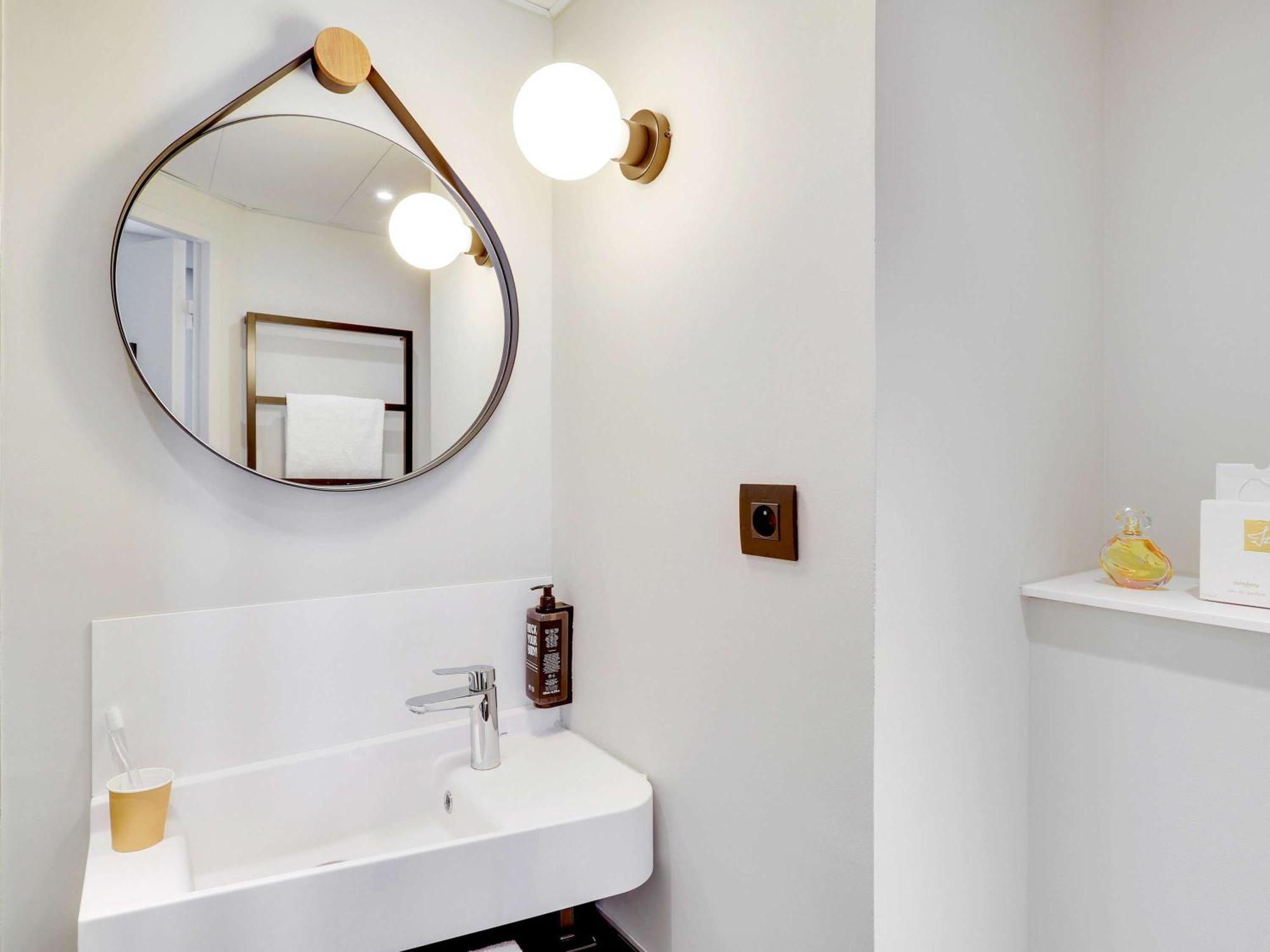 Ibis Levallois Perret Dış mekan fotoğraf