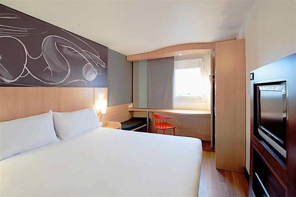 Ibis Levallois Perret Dış mekan fotoğraf